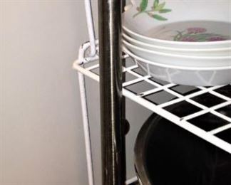 Rooster paper towel holder