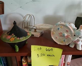 Elephant music box
Floral ornate lidded dish
Shell office organizer