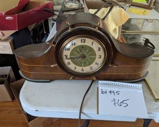 Mantle clock