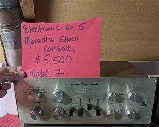 Marantz stereo console model 7