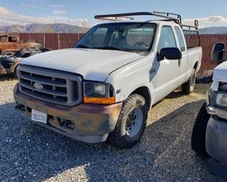 320: 	

2001 Ford F-250
SALVAGED
Year: 2001
Make: Ford
Model: F-250
Vehicle Type: Pickup Truck
Mileage: 285369
Plate:
Body Type: 4 Door Cab; Super Cab
Trim Level: XL; XLT; Lariat
Drive Line: RWD
Engine Type: V8, 5.4L (330 CID); SOHC 16V; EFI
Fuel Type: Gasoline
Horsepower: 235-260HP
Transmission:
VIN #: 3FTNX20L51MA85813

Features and Notes:
Missing Catalytic Converter
DMV fees: $59 and $70 doc fees
