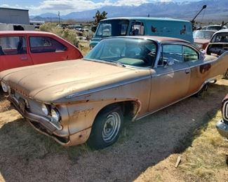 1016: 	

1960-61 Plymouth Fury 2 Door Hardtop
VU