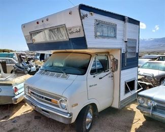 1026	

Dodge Sportsman Van Camper
VU