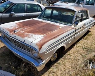 1030: 	

1964 Ford Falcon Futura 4 Door
VIN: 4616U141818
Vehicle being sold on application for duplicate title.
Title not in hand.
DMV fees $59 for non op and $70 DOC fees.
No Record.