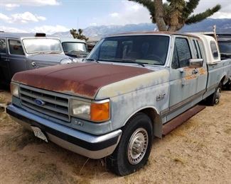 1038	

Ford F-250 XLT
VU