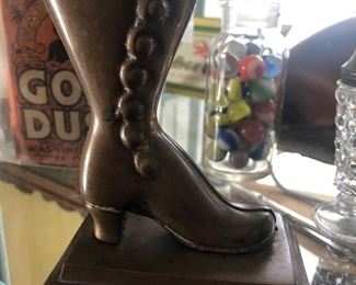 bronze boot 