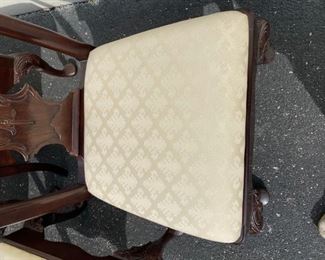 Aston Court by Henredon Chairs - Set of 8
$2,495
DIMENSIONS
24ʺW × 25ʺD × 43ʺH
Seat Height 19.0 inches