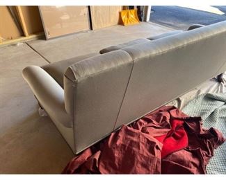 Baker Contemporary Rolled Arm Sofa
$2,995
DIMENSIONS
85ʺW × 35ʺD × 33.5ʺH
18.5 Inches Seat Height