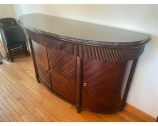 Bernhardt Contemporary Marble Top Credenza
$1,995
DIMENSIONS
76ʺW × 23ʺD × 42ʺH