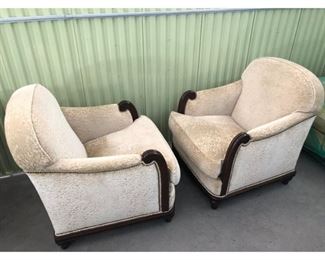 Grafton Furniture Upholstered Armchairs - a Pair
Price:$1,995 /set
DIMENSIONS
32ʺW × 36ʺD × 36ʺH
18 Inch Seat Height