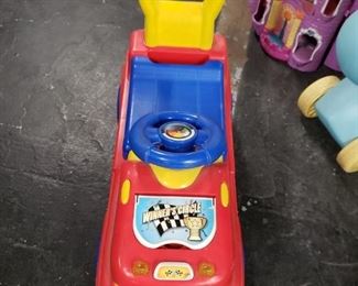 Fisher Price Little People Winners Circle Battery operated vehicle. (battery terminals needs a cleaning  not working ) Call