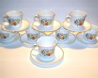 Lot 13. 8 Vintage Cups & Saucers Corelle Corning Ware Retired Wildflower Floral Pattern $5