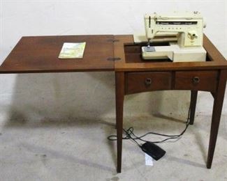 Singer Sewing Machine