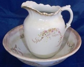 Wash bowl and pitcher set