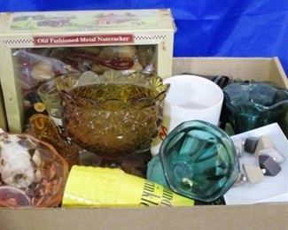 Box lot assorted items