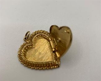 14K 6.7g TW locket charm with genuine diamond $225  #260