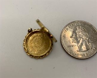 14K 3.8g TW locket charm with  genuine diamond  $135 #261