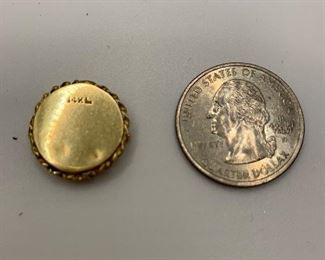 14K 3.8g TW locket charm with  genuine diamond  $135 #261