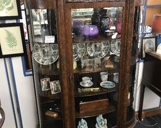 $1,200 - Oak Bow Front China Cabinet 