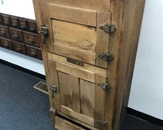 $350 - North Pole Ice Box Cabinet 
