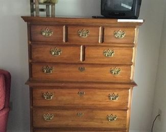 Thomasville chest