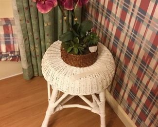 Wicker stool
