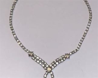 Vintage Carol Deb rhinestone necklace 15” $10
Shipping = $1.50