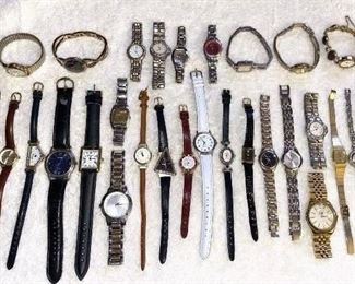 29 piece mixed lot of watches- need batteries (must be sold as lot) $30
Shipping = $8