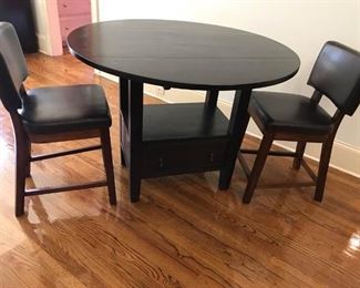Bar Height Round Table