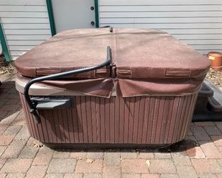Portable jacuzzi , two person, jacuzzi brand 
$500.00 
