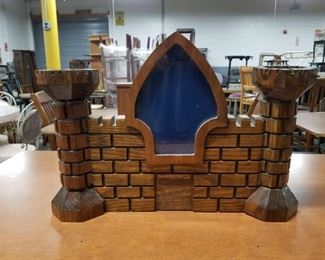 RARE Gothic ornate Castle moat shaped picture frame 21.75"W x 15.5"H in center x 4.75"D       $95