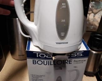 Toastess white electric jug kettle in box $30