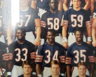 Vintage 1987 Chicago Bears team color framed photo with Walter Payton #34 Call 