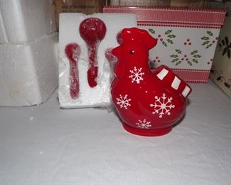 20.   Christmas Chicken w/measuring spoons. New $12.00