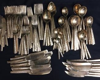168 piece flatware set of 12