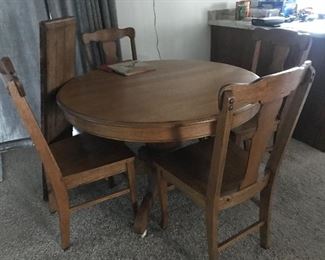 Table with 4 chairs and leaves $125

This item is pick up only after the stay at home mandate is lifted. 