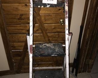 UTILITY LADDER $15