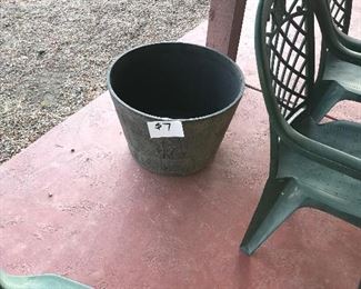 GARDEN POT $7