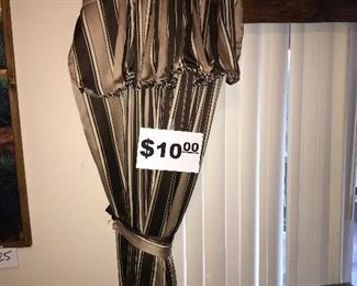 CURTAINS $10 FOR 2 PANELS