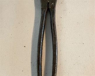 Vintage" Vindobona Implement Co." Austria Fence Pliers - $15 Firm