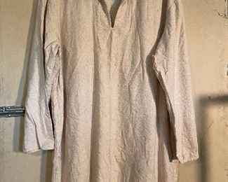 Rendezvous Mountain Man linen type shirt - $15 (Large)