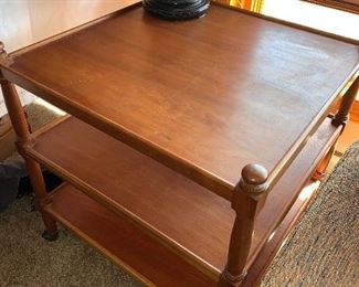 Very nice mid century three -tiered accent table 