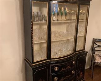 Vintage Drexel Et Cetera Chinoiserie Oriental Themed China Cabinet