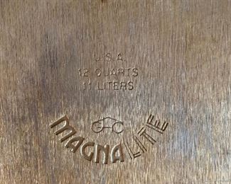Vintage MAGNALITE GHC 12 quart-11 liter aluminum stock pot with lid-USA