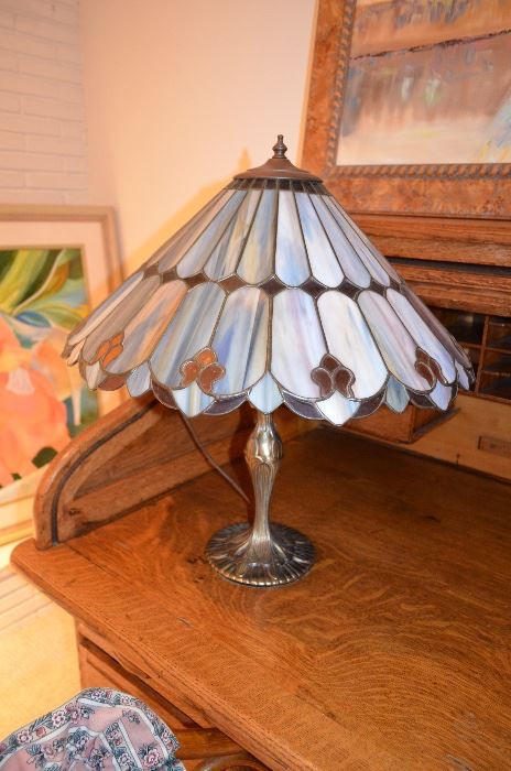 $150 Tiffany Style Table Lamp 
20"W x 21"H
