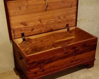 Small cedar chest has key