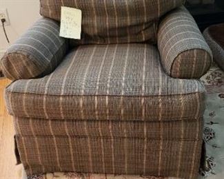 ETHAN ALLEN CLUB CHAIR...$250