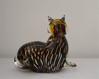 $18 - Art Glass Cat Paperweight / Figurine - 5" L x 3" W x 4.5" H