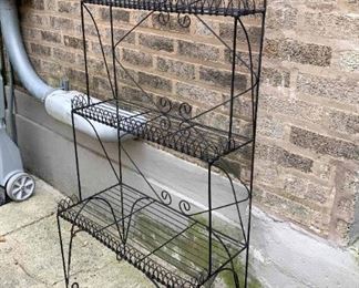 $65 - Metal Wire 3-Tier Garden Shelf