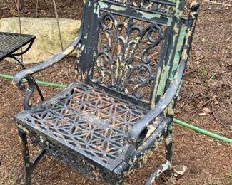 $150 - Antique / Vintage Ornate Iron Garden Chair (Heavy)